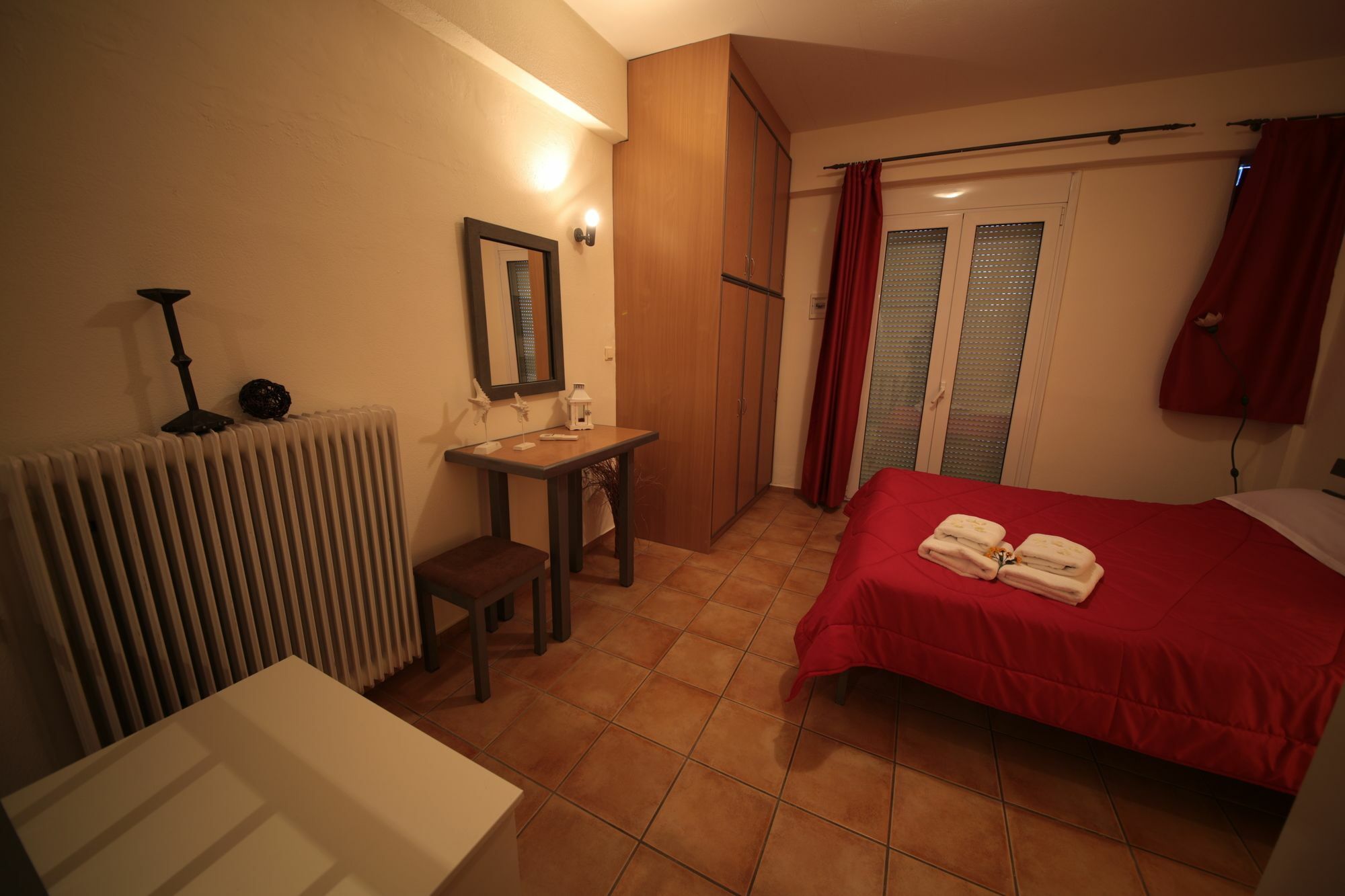 Point Twins Apartments Vrontádos Eksteriør bilde